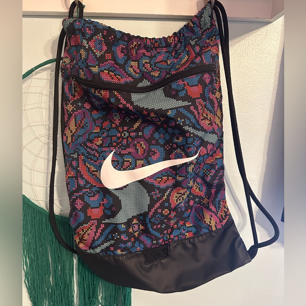 Nike drawstring bag!